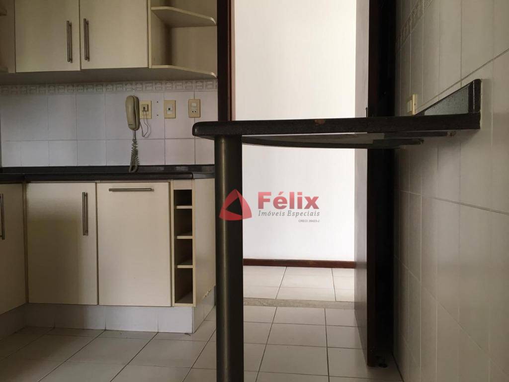 Apartamento à venda com 3 quartos, 90m² - Foto 8