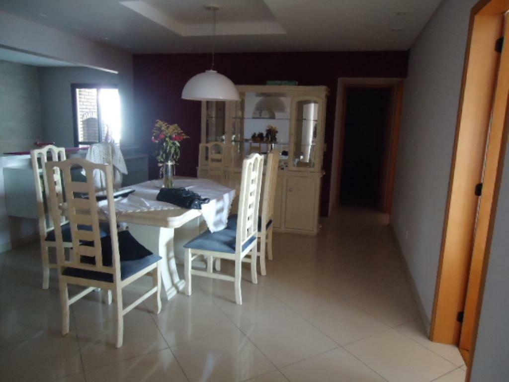 Apartamento à venda com 4 quartos, 278m² - Foto 11