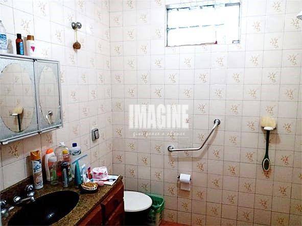 Casa à venda com 3 quartos, 200m² - Foto 12