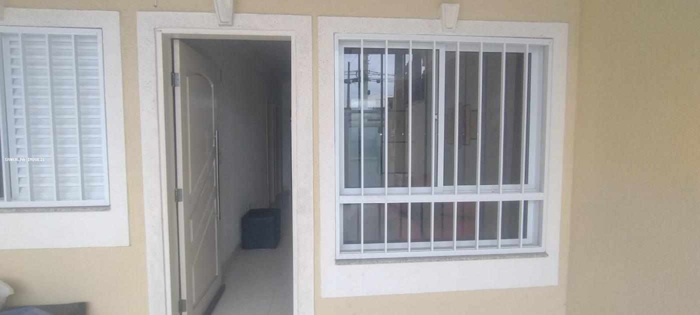 Casa à venda com 2 quartos, 71m² - Foto 10