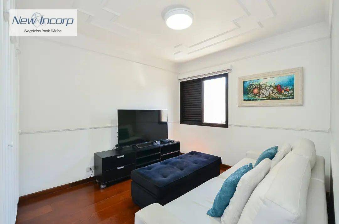 Apartamento à venda com 4 quartos, 221m² - Foto 18