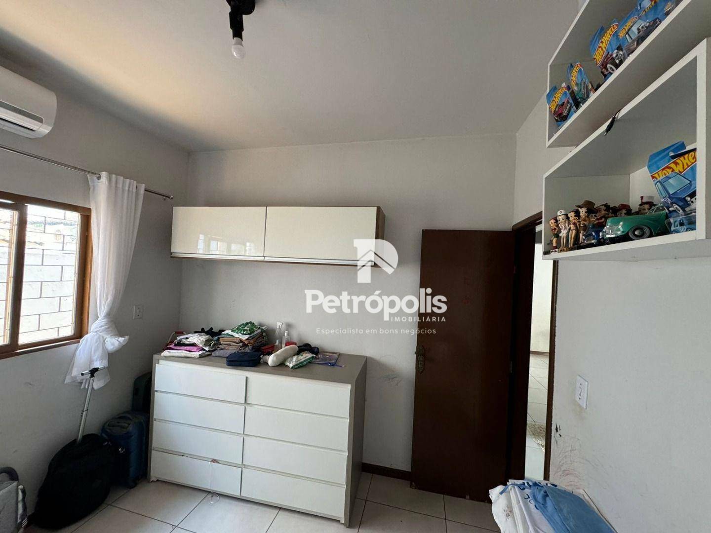 Casa à venda com 3 quartos, 154m² - Foto 5