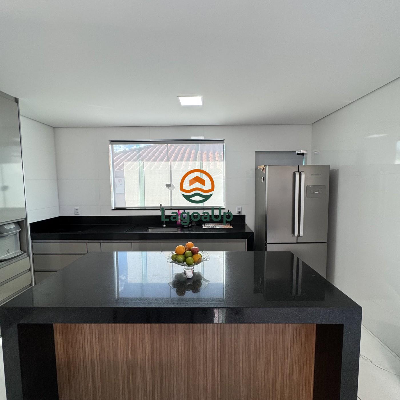 Casa à venda com 3 quartos, 166m² - Foto 5