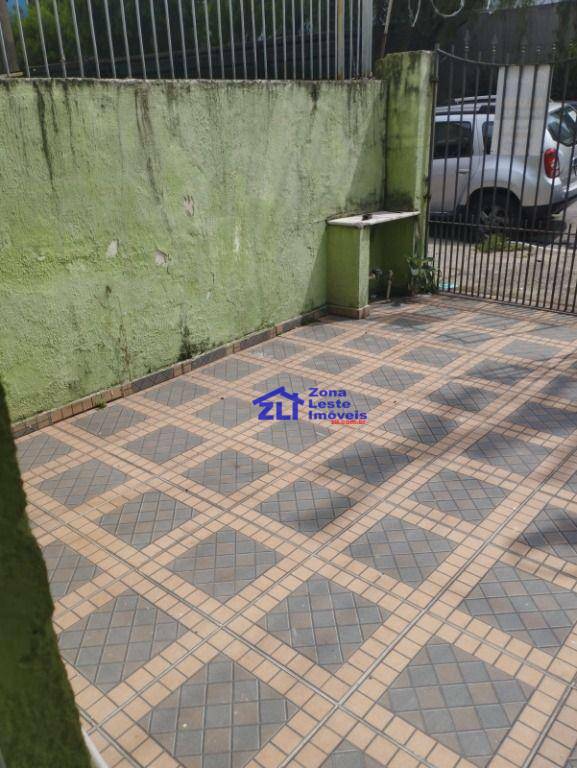 Casa para alugar com 1 quarto, 70m² - Foto 4