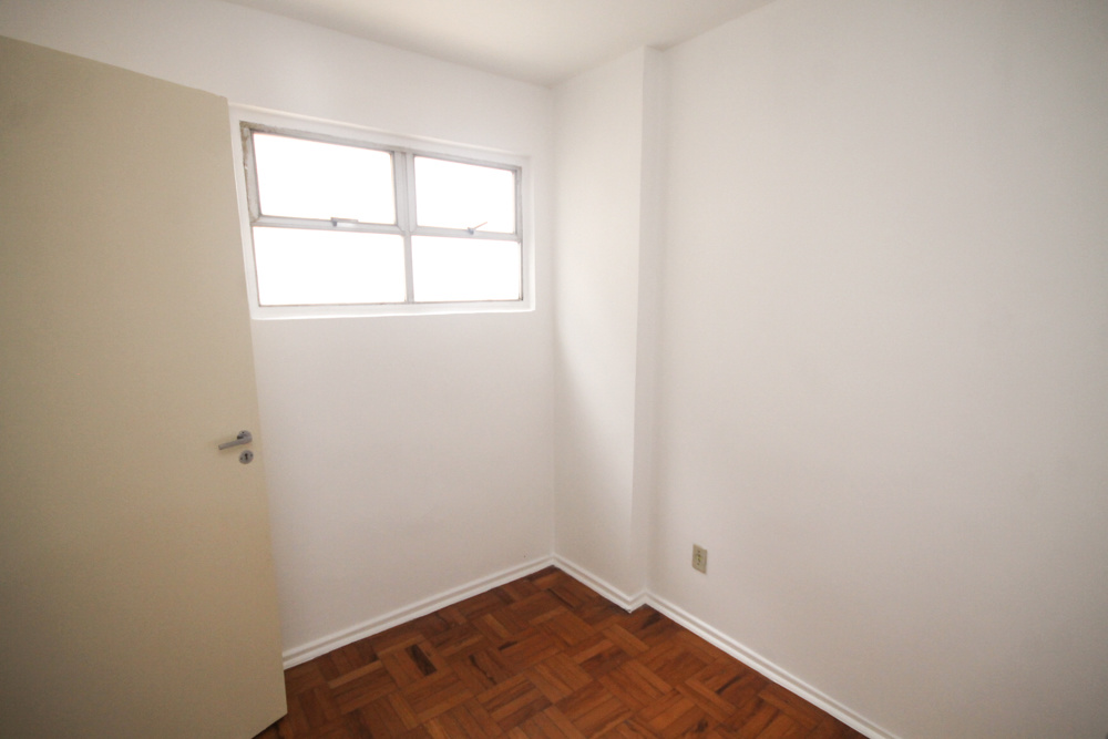 Apartamento para alugar com 2 quartos, 83m² - Foto 8