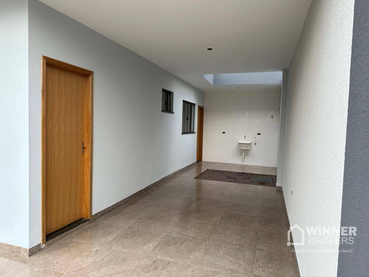 Casa à venda com 2 quartos, 75m² - Foto 4