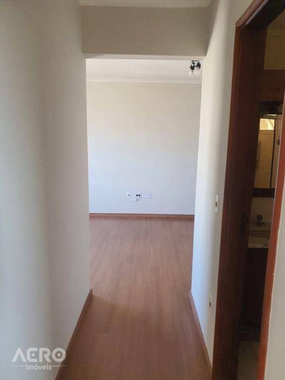 Apartamento à venda com 3 quartos, 66m² - Foto 9