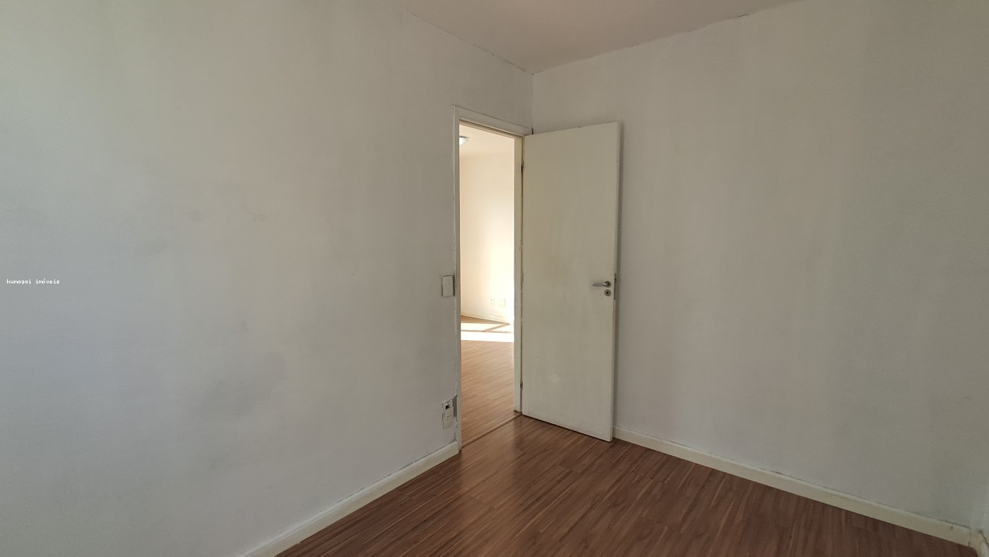 Apartamento para alugar com 2 quartos, 49m² - Foto 9
