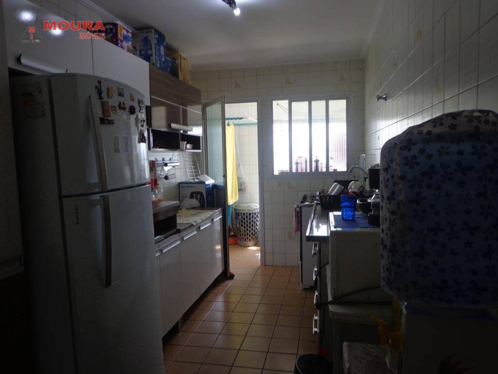Apartamento à venda com 2 quartos, 64m² - Foto 8
