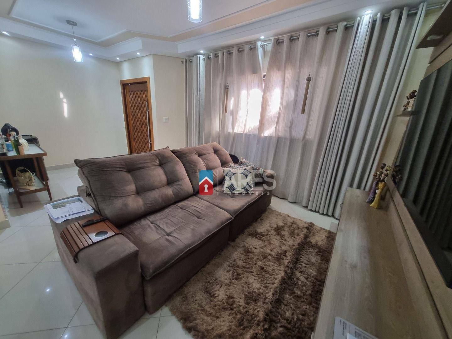 Casa à venda com 3 quartos, 125m² - Foto 4