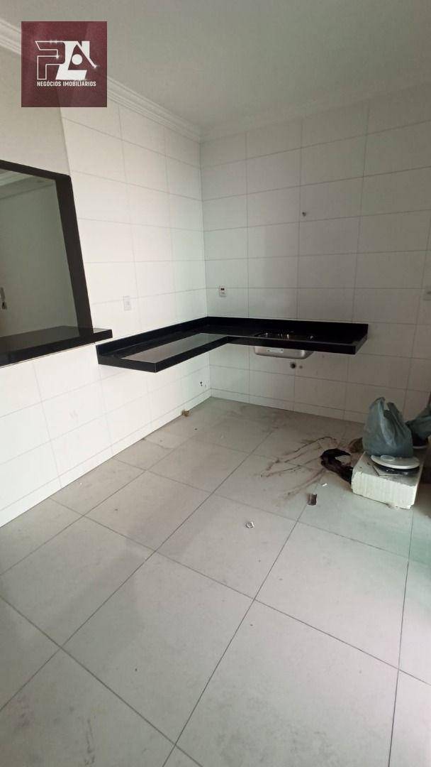 Sobrado à venda com 3 quartos, 170m² - Foto 2