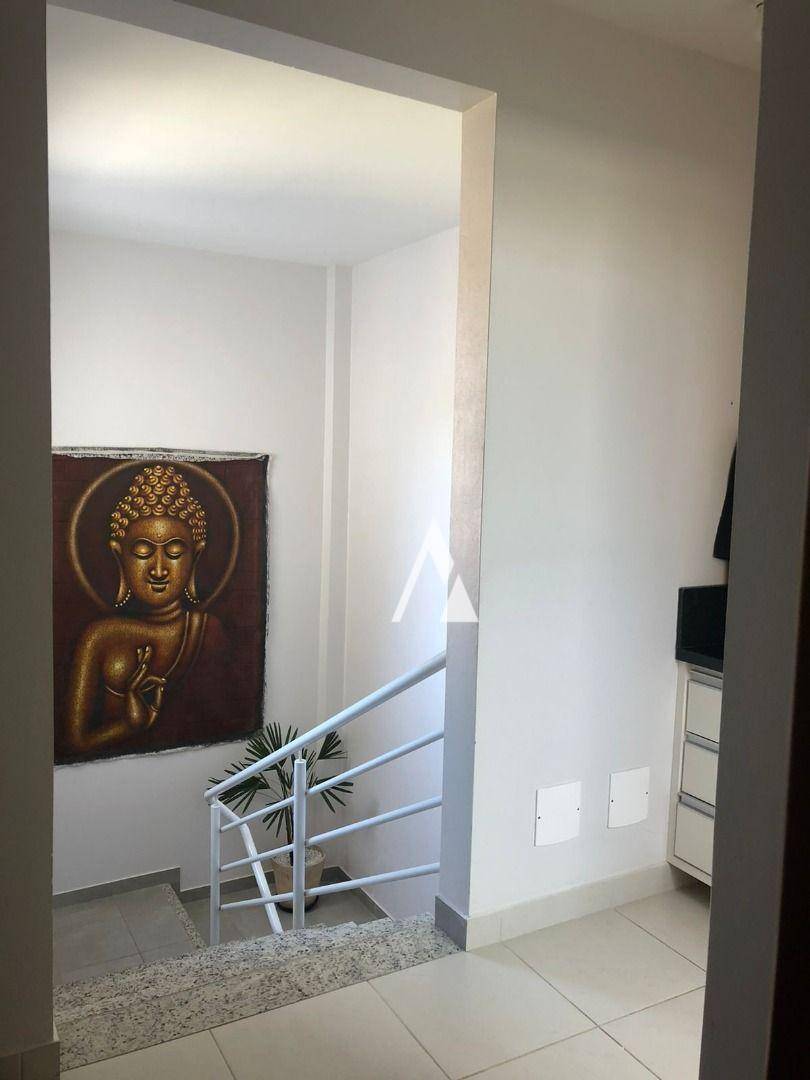 Casa à venda com 2 quartos, 120m² - Foto 12