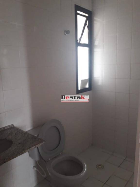 Apartamento à venda com 3 quartos, 80m² - Foto 21