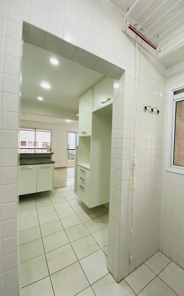 Apartamento à venda com 2 quartos, 71m² - Foto 8