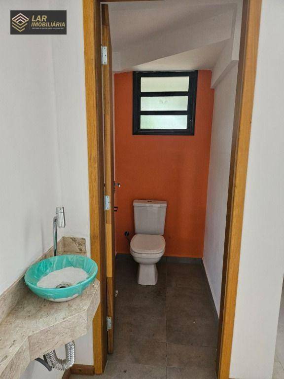 Casa de Condomínio para alugar com 3 quartos, 200m² - Foto 10