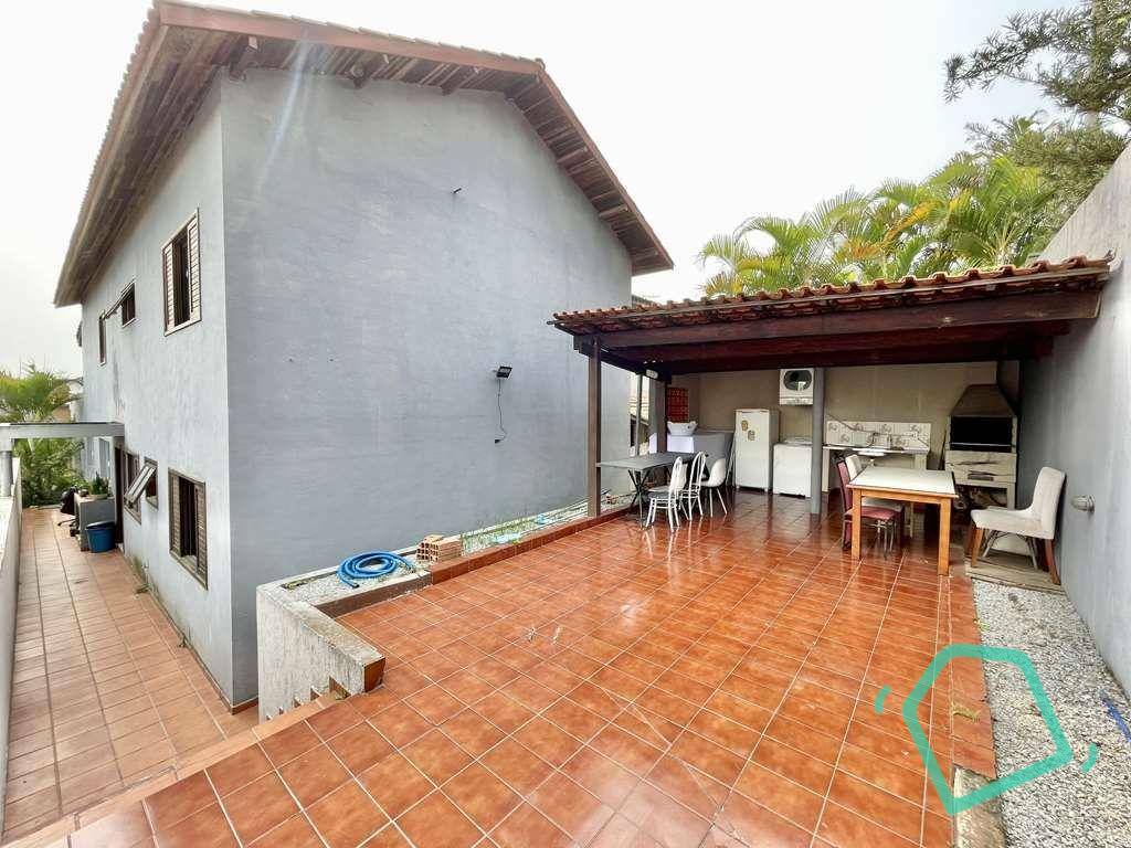 Casa de Condomínio à venda com 4 quartos, 359m² - Foto 45