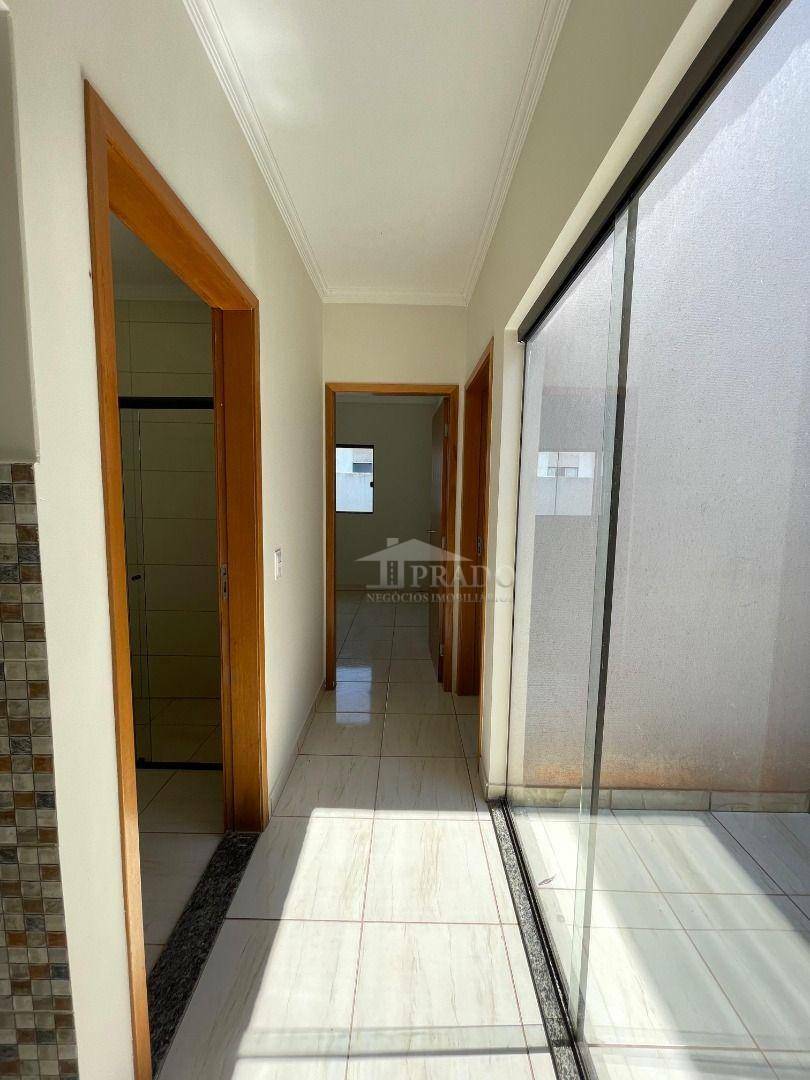 Casa à venda com 3 quartos, 95m² - Foto 8