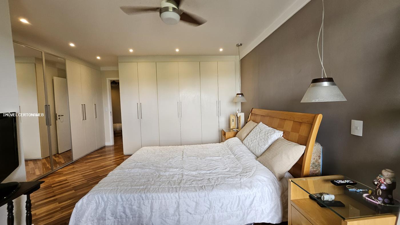 Apartamento à venda com 3 quartos, 186m² - Foto 20