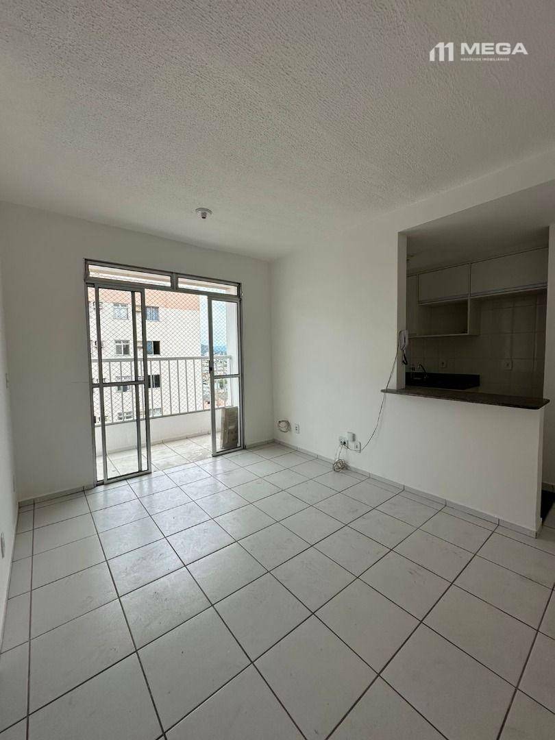 Apartamento à venda com 2 quartos, 60m² - Foto 3