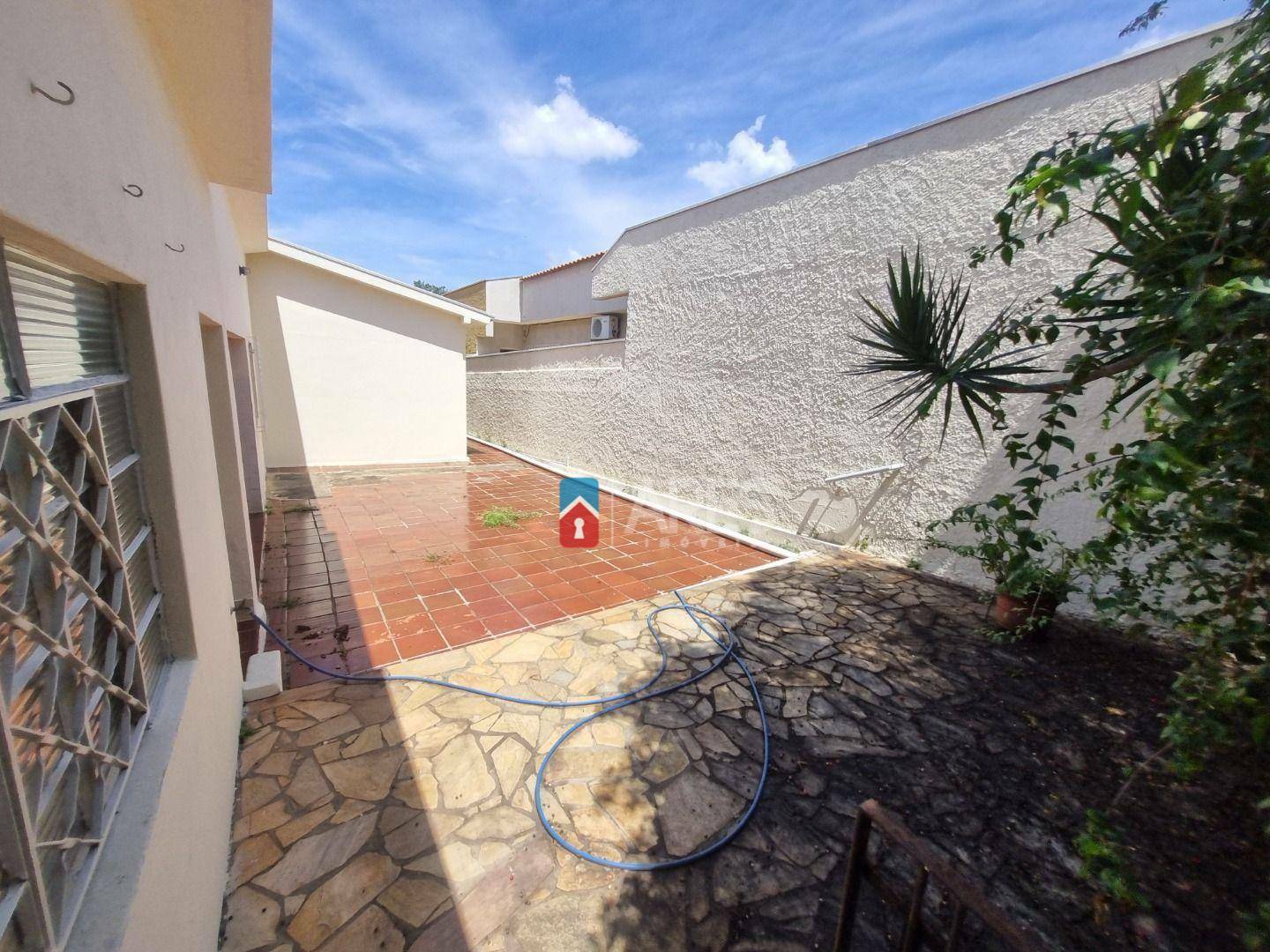 Casa à venda com 3 quartos, 164m² - Foto 14