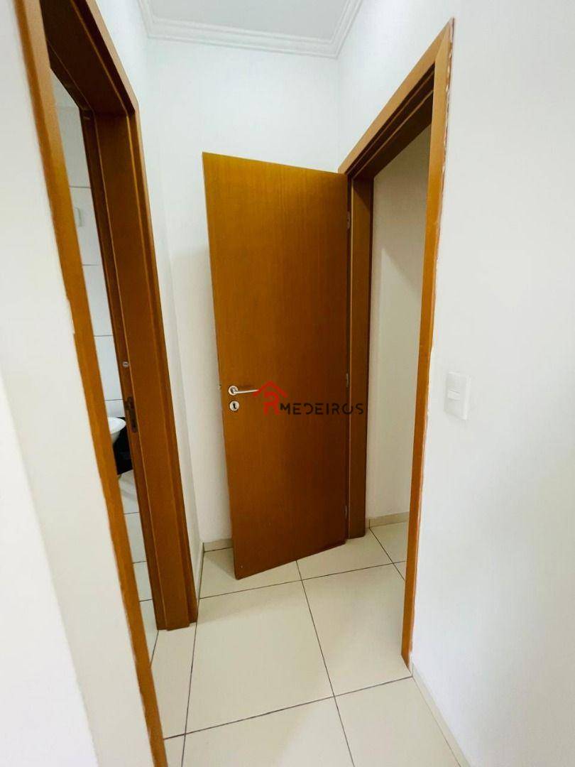 Apartamento à venda com 2 quartos, 68m² - Foto 18