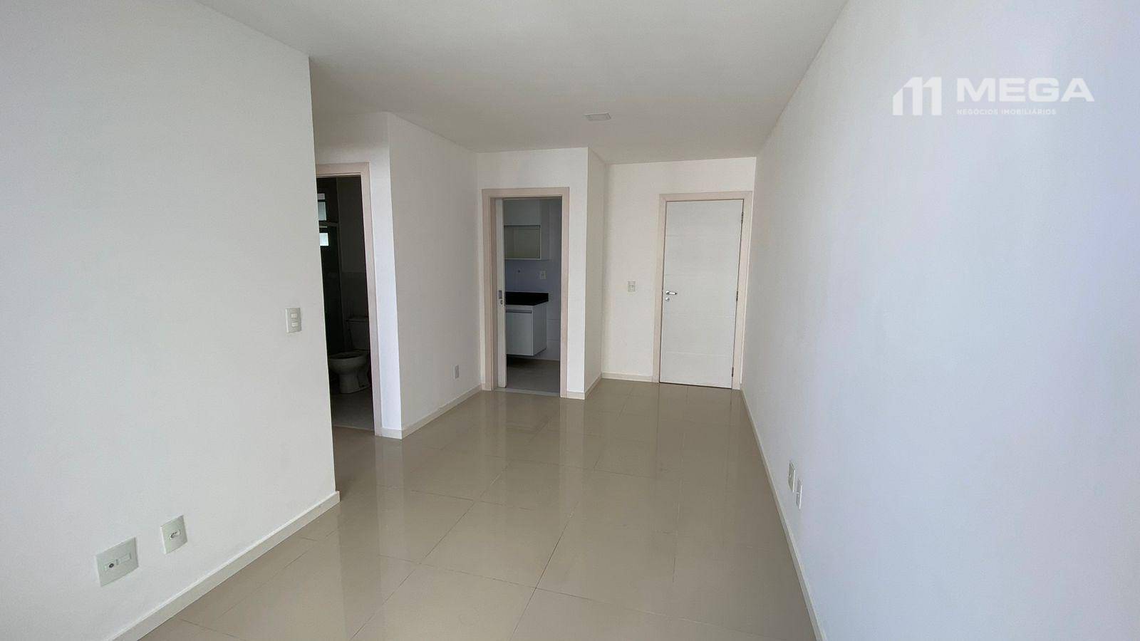 Apartamento à venda com 2 quartos, 62m² - Foto 2