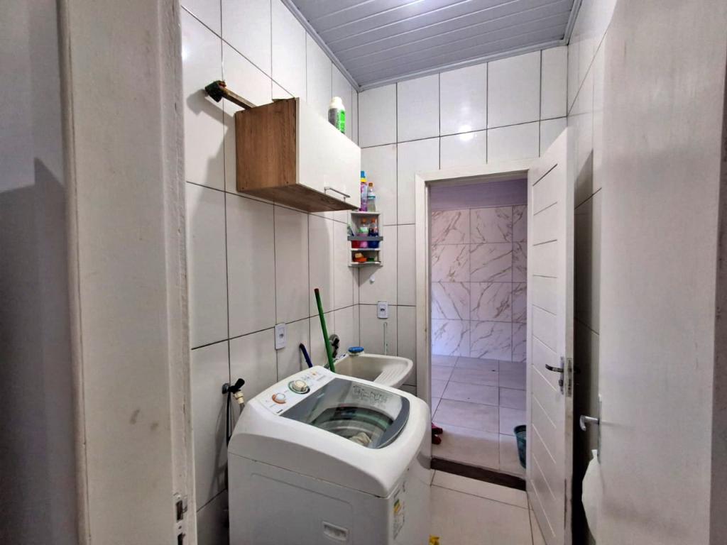 Casa à venda com 2 quartos, 86m² - Foto 9
