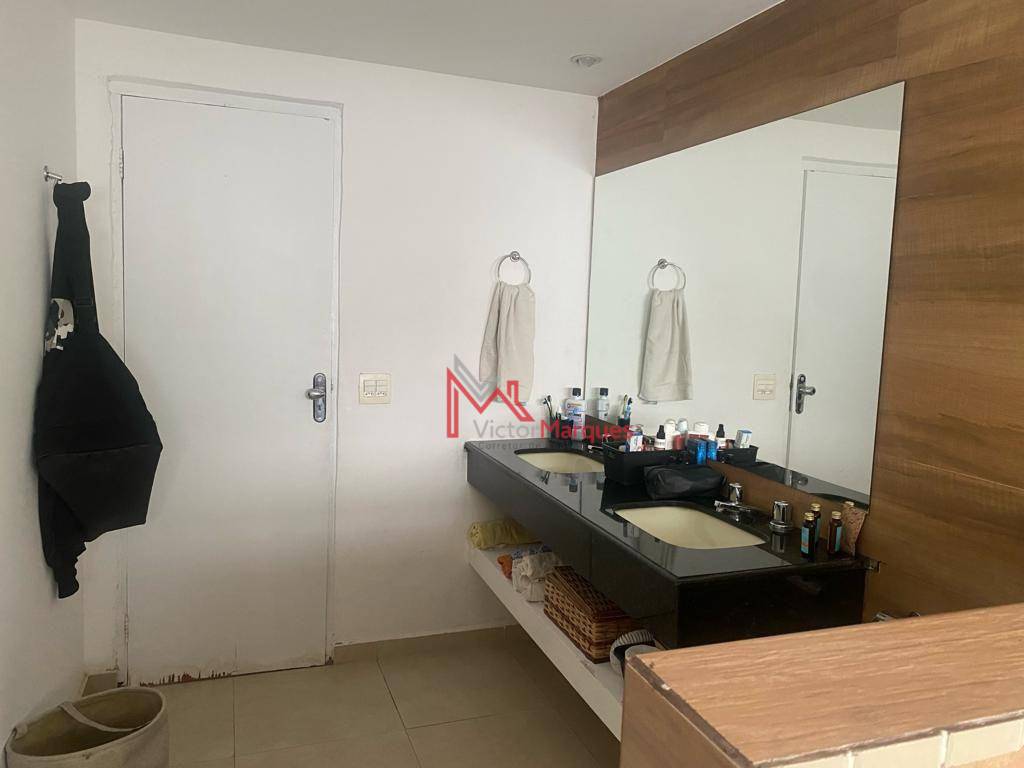 Casa de Condomínio à venda com 2 quartos, 600m² - Foto 21