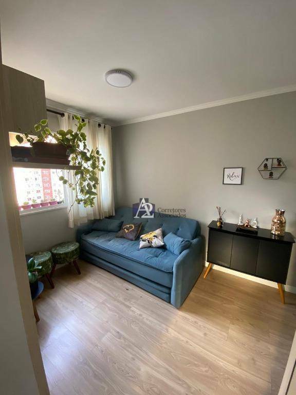 Apartamento à venda com 2 quartos, 50m² - Foto 2