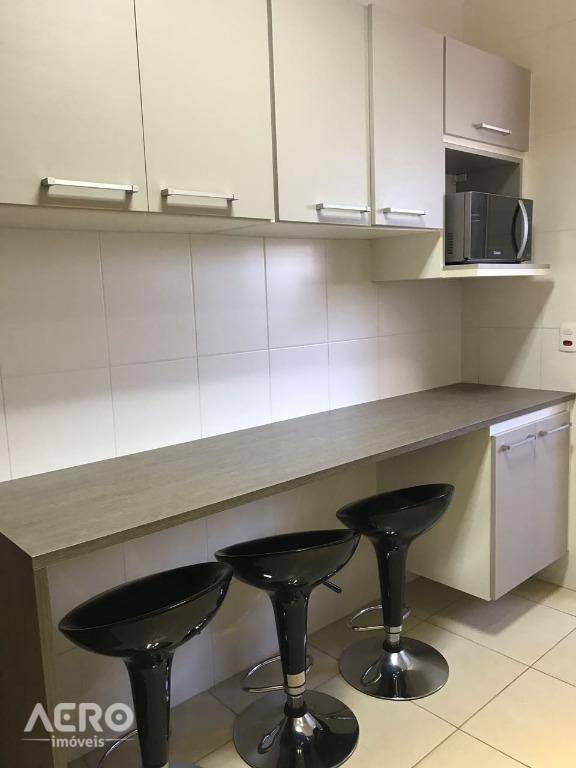 Apartamento para alugar com 3 quartos, 86m² - Foto 5