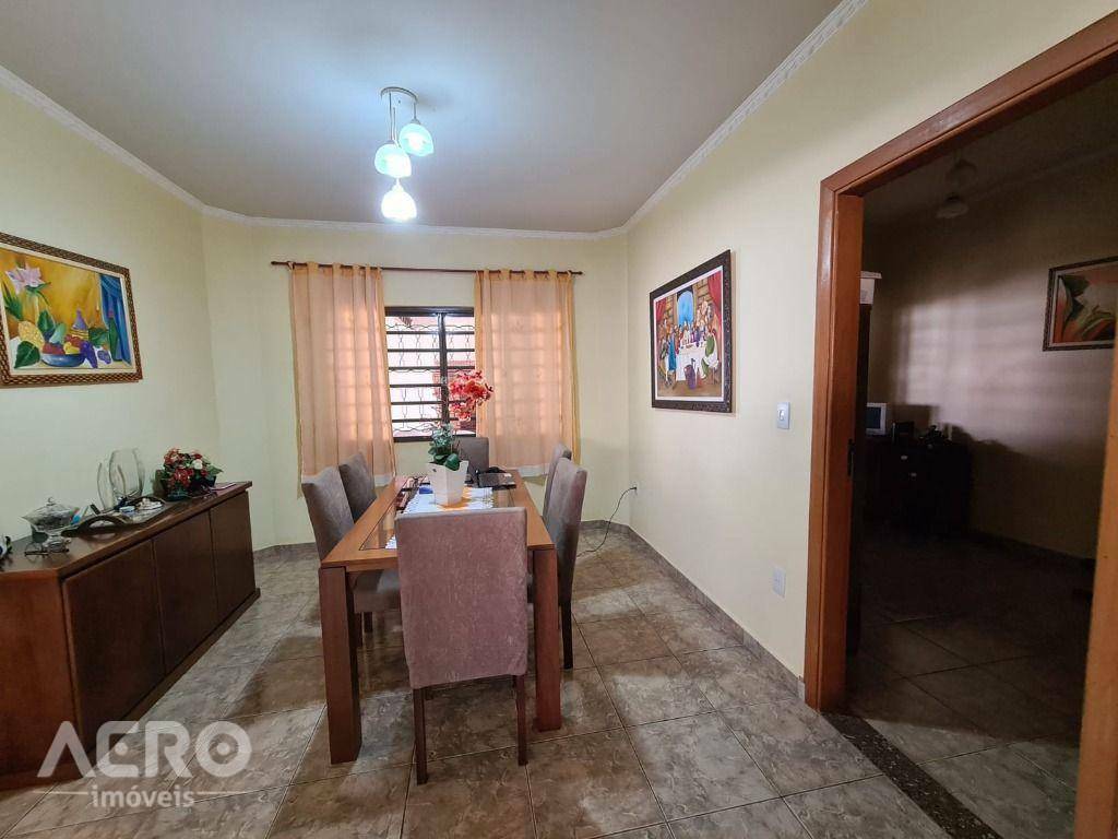 Casa à venda com 3 quartos, 412m² - Foto 10