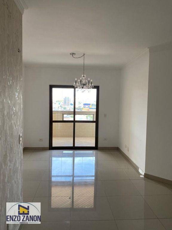 Apartamento à venda com 3 quartos, 123m² - Foto 4