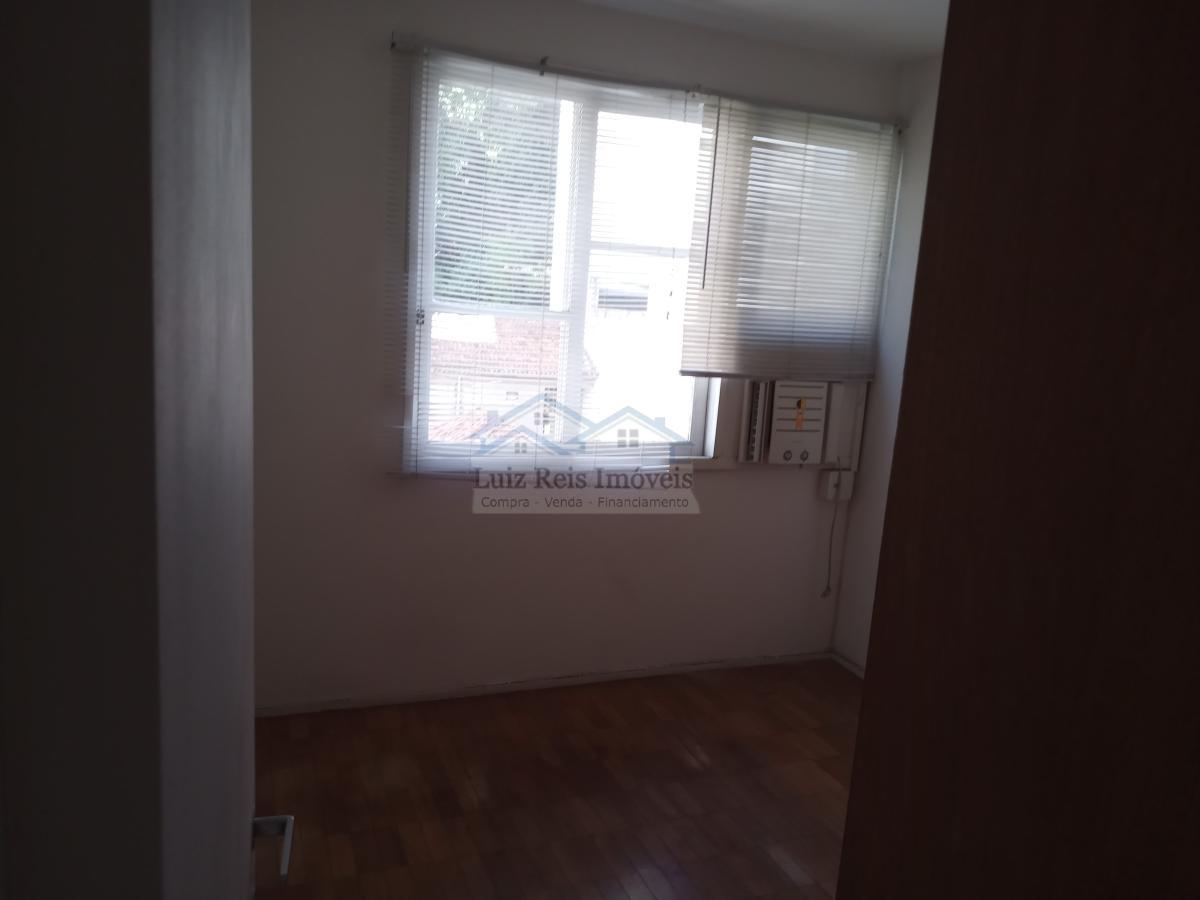 Apartamento à venda com 3 quartos, 85m² - Foto 9