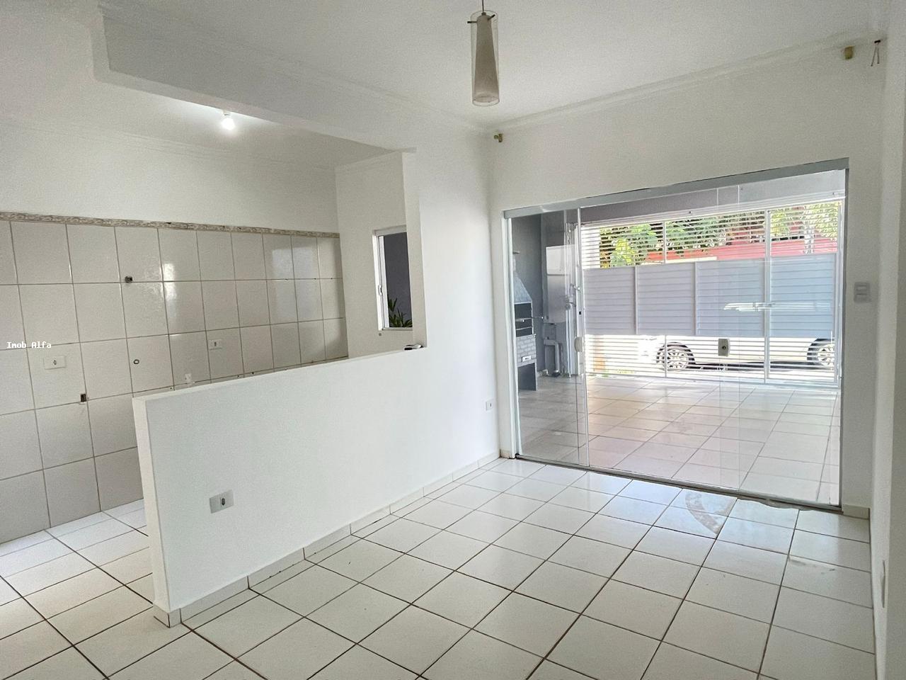 Casa à venda com 2 quartos, 50m² - Foto 6