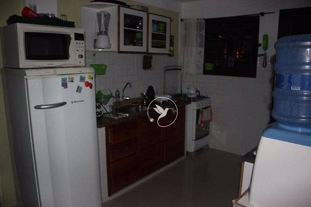 Casa de Condomínio à venda com 4 quartos, 180m² - Foto 10