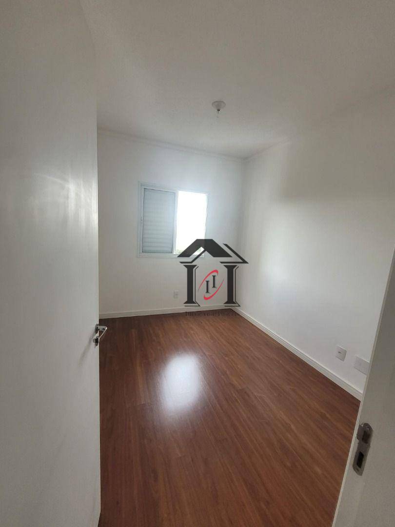 Apartamento para alugar com 3 quartos, 80m² - Foto 18