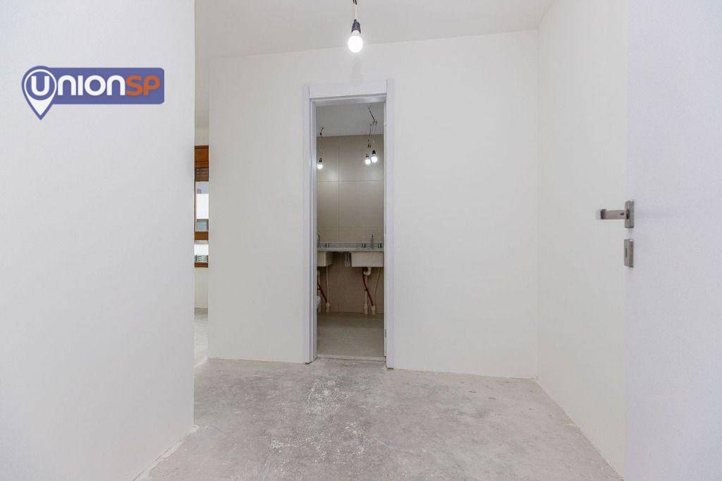 Apartamento à venda com 3 quartos, 147m² - Foto 11