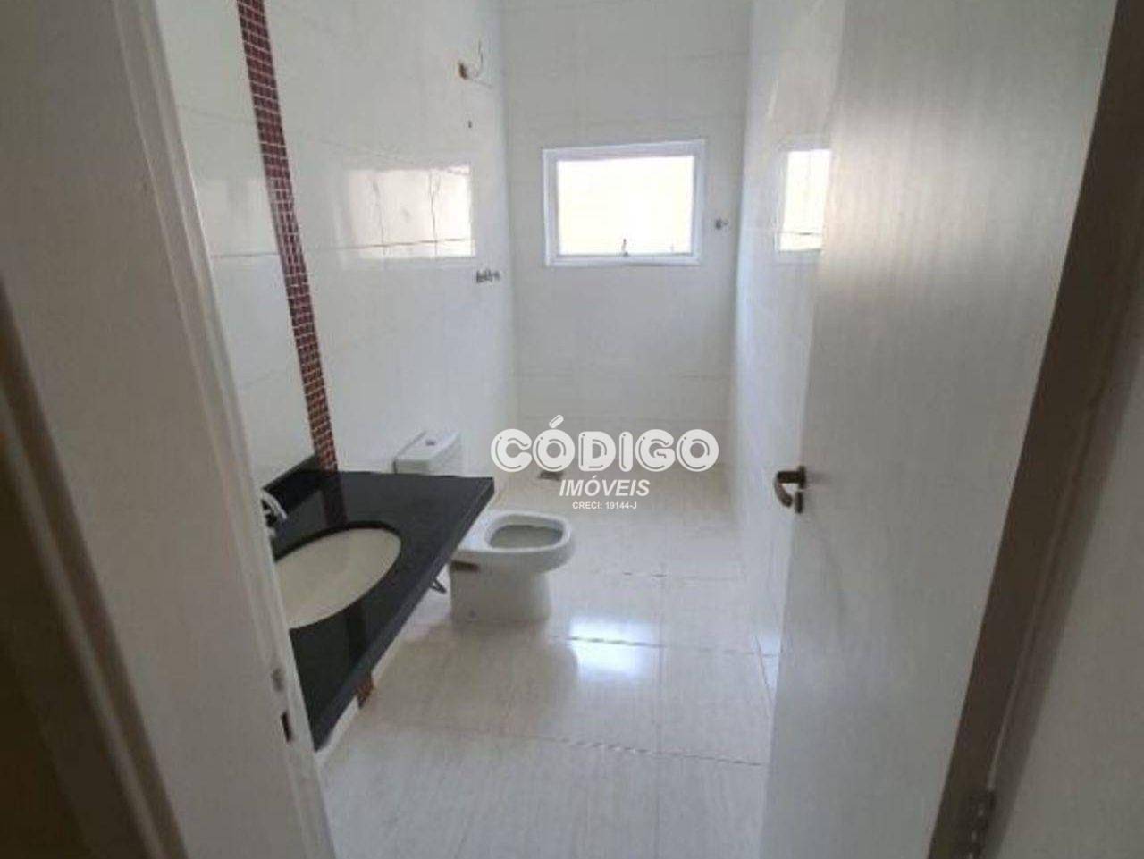 Casa à venda com 3 quartos, 300m² - Foto 12