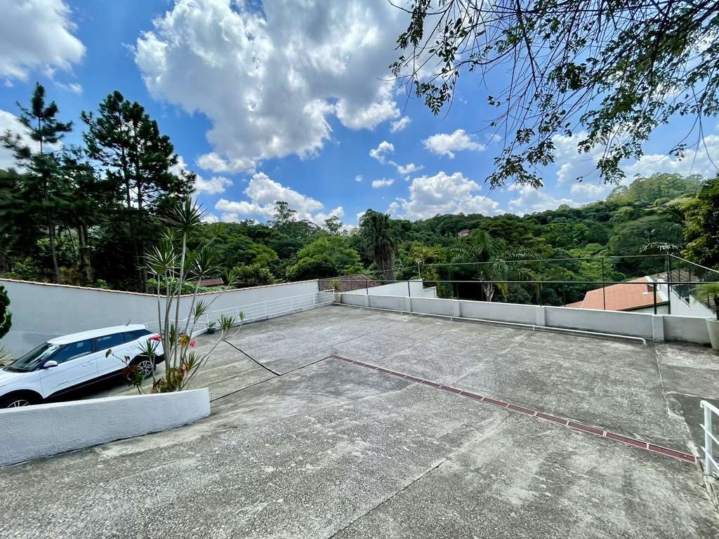 Casa de Condomínio à venda com 3 quartos, 215m² - Foto 4