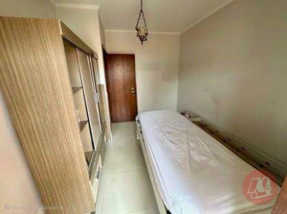 Casa para alugar com 4 quartos, 200m² - Foto 19