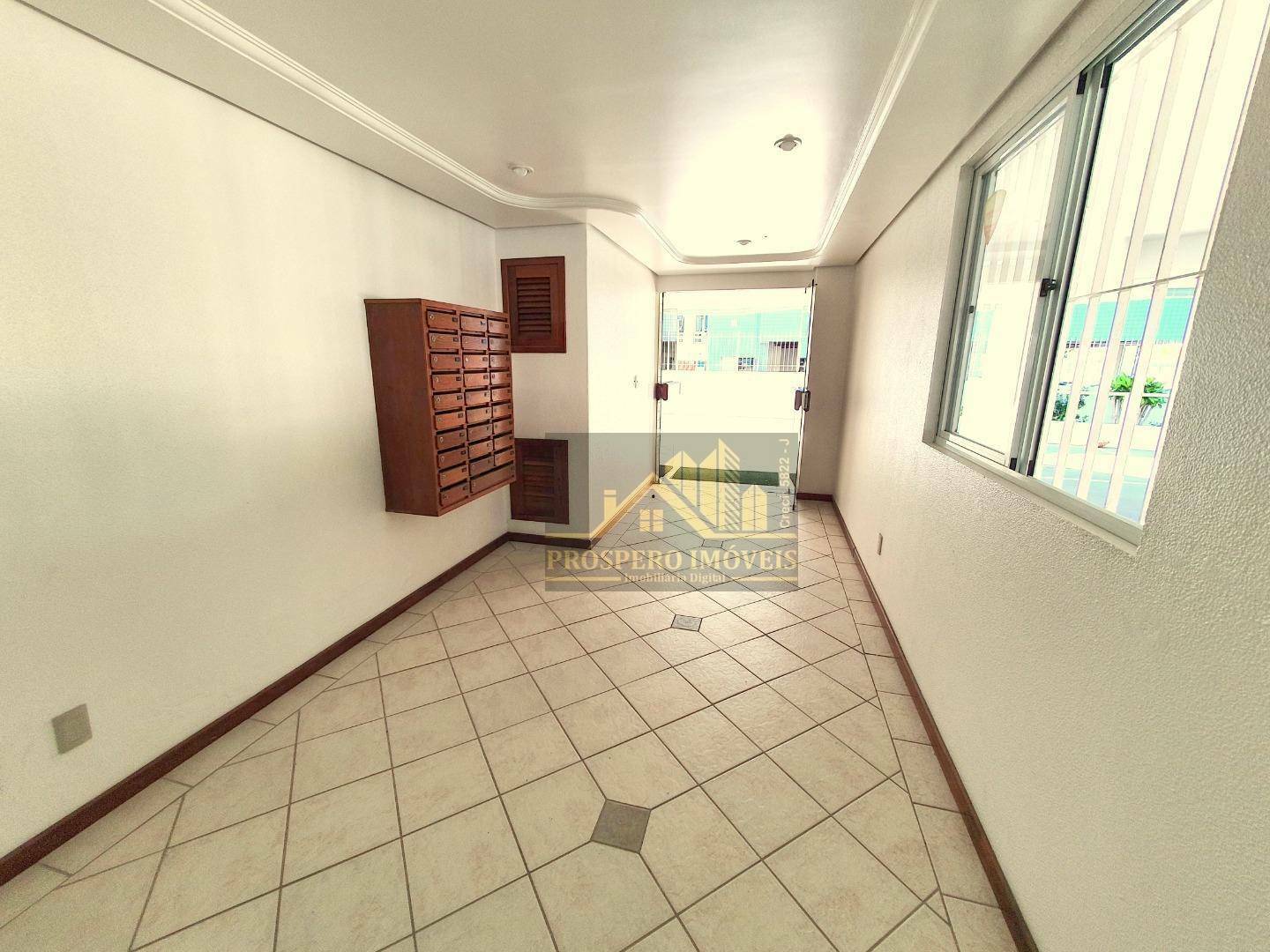 Apartamento à venda com 2 quartos, 67m² - Foto 30