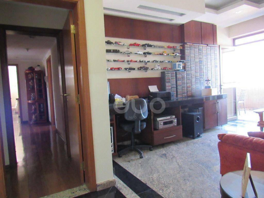 Apartamento à venda com 4 quartos, 242m² - Foto 20