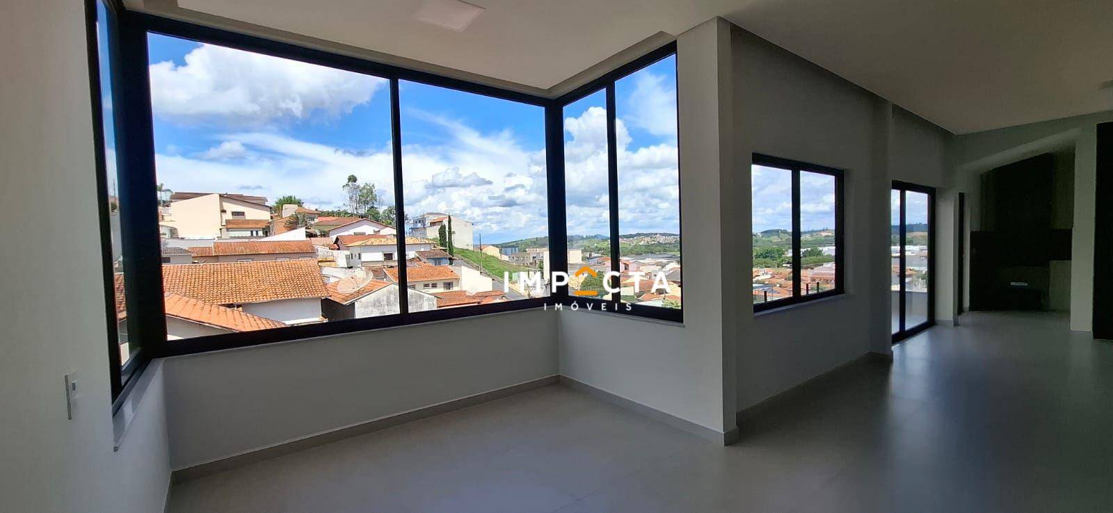 Casa, 3 quartos, 390 m² - Foto 1