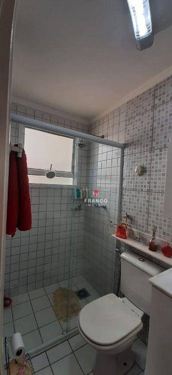 Apartamento à venda com 3 quartos, 69m² - Foto 17