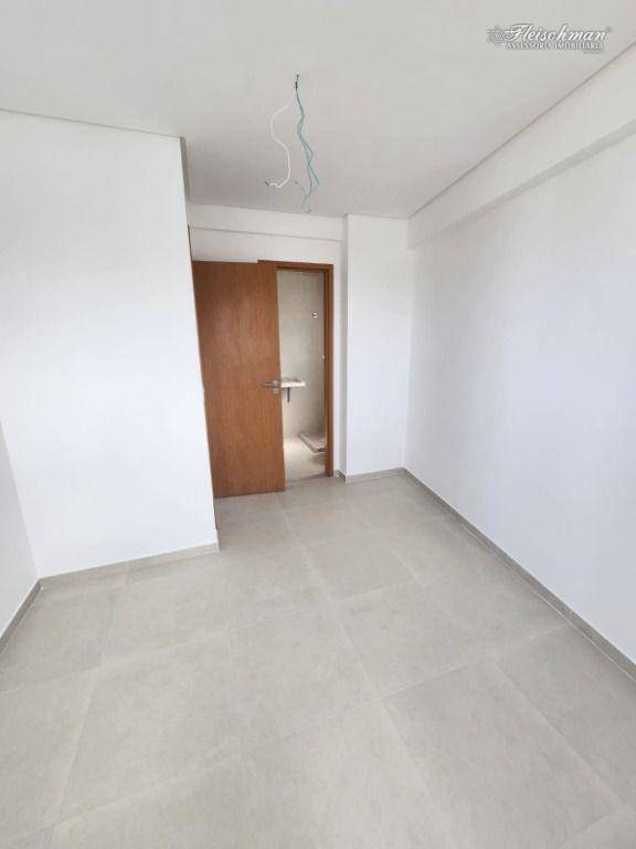 Apartamento à venda com 3 quartos, 67m² - Foto 8