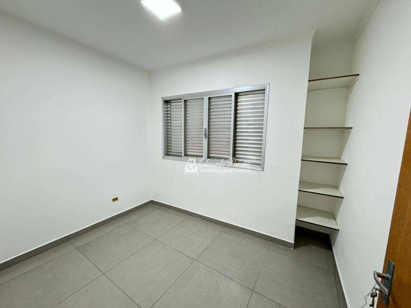 Apartamento para alugar com 2 quartos, 55m² - Foto 4