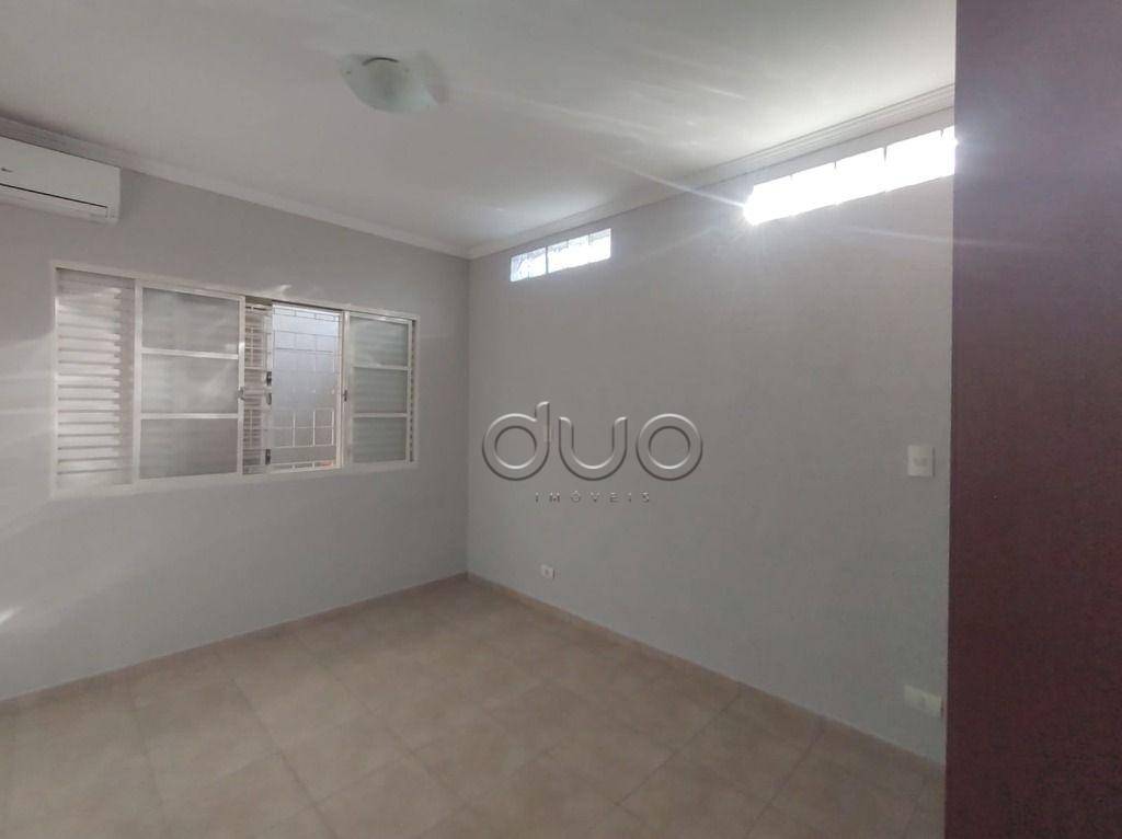 Casa à venda com 3 quartos, 204m² - Foto 19