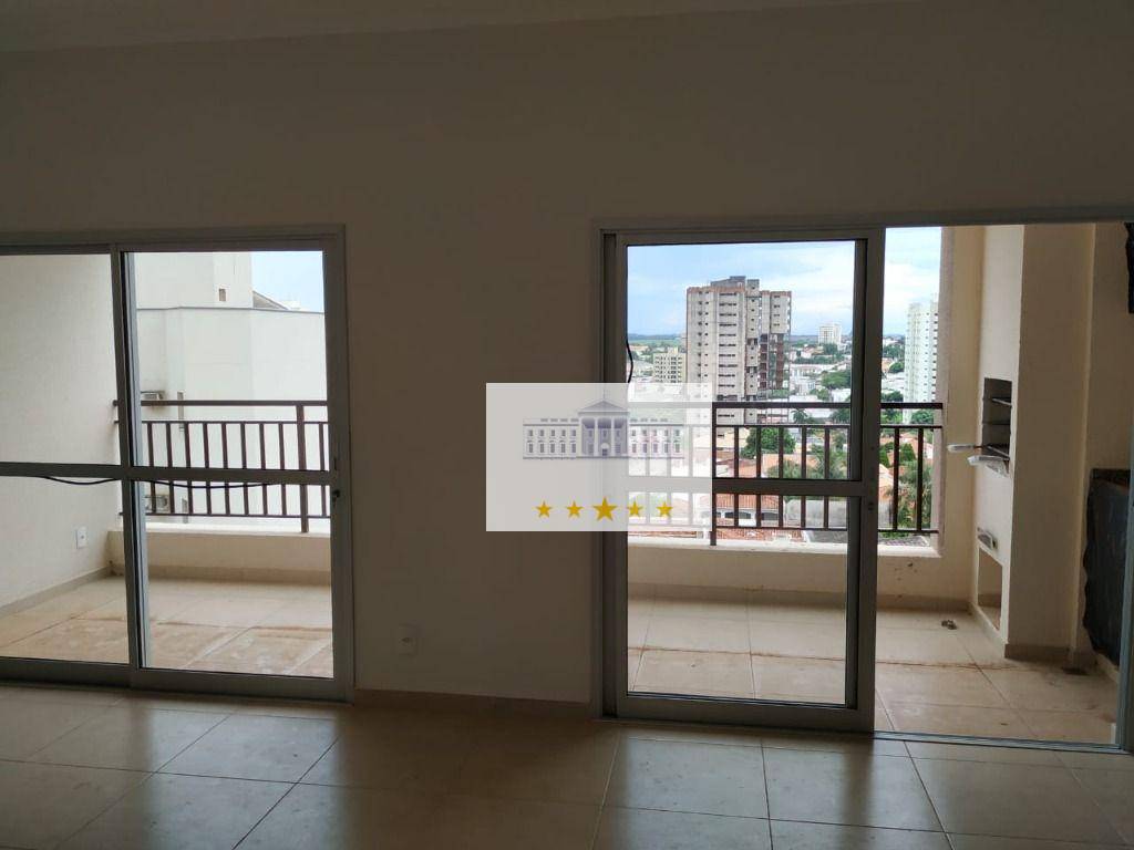 Apartamento à venda com 3 quartos, 96m² - Foto 1