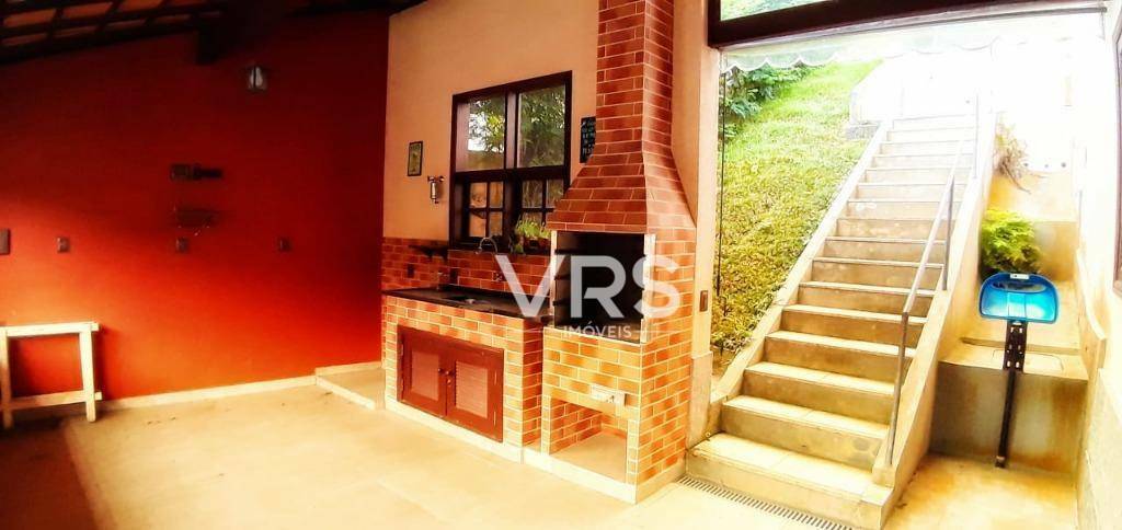 Casa à venda com 4 quartos, 260m² - Foto 8