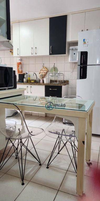 Apartamento à venda com 2 quartos, 80m² - Foto 20